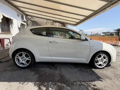 Usata Alfa Romeo MiTo 120 CV (88 kW) 2010 Bianco Utilitaria