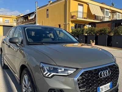 Usata Audi Q3 Sportback Sport 150 CV (110 kW) 2023 Grigio SUV
