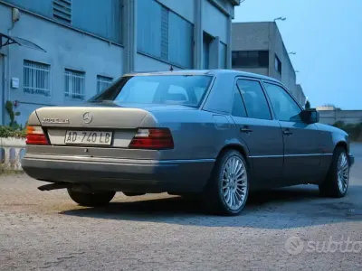 Usata Mercedes E300 220 CV (161 kW) 1992 Berlina