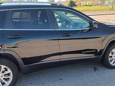 Usata Jeep Cherokee Longitude 194 CV (142 kW) 2019 Nero SUV