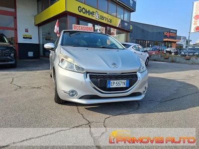 Usata Peugeot 208 Active 82 CV (60 kW) 2013 Argento(met.) Utilitaria