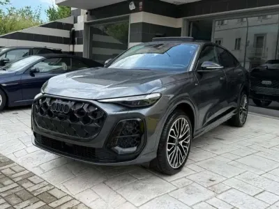 Nuova Audi Q5 Sportback S-Line 204 CV (150 kW) 2026 Grigio daytona perlato SUV