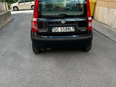 Usata Fiat Panda 69 CV (50 kW) 2006 Nero Utilitaria