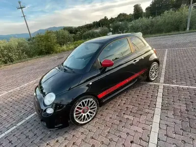 Usata Abarth 500 135 CV (99 kW) 2010 Berlina