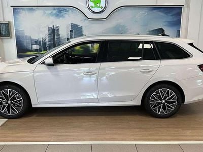 Usata Skoda Octavia G-TEC Style 131 CV (96 kW) 2023 Bianco Station wagon