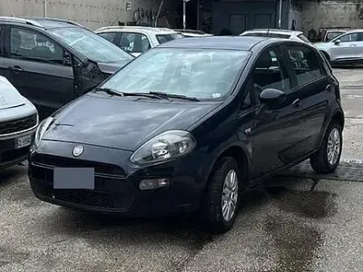 Usata Fiat Punto 77 CV (56 kW) 2012 Blu Utilitaria
