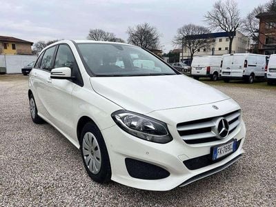 Usata Mercedes B180 Executive 109 CV (80 kW) 2017 Bianco Utilitaria