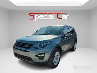 Usata Land Rover Discovery 5 S 179 CV (131 kW) 2017 Verde SUV