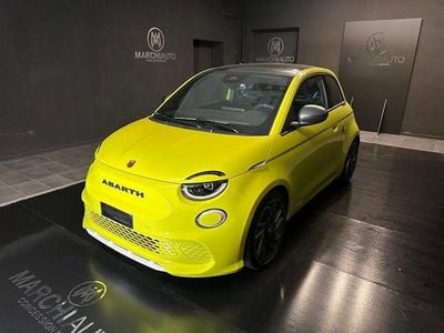 Usata Abarth 500e Turismo 114 kW (155 CV) 2024 Verde pastello Utilitaria