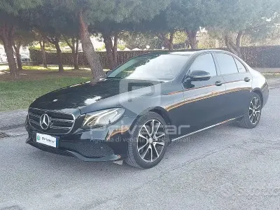 Usata Mercedes E220 Exclusive 194 CV (142 kW) 2016 Nero Berlina