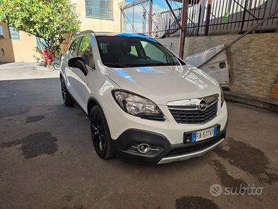 Usata Opel Mokka 136 CV (100 kW) 2015 Bianco SUV