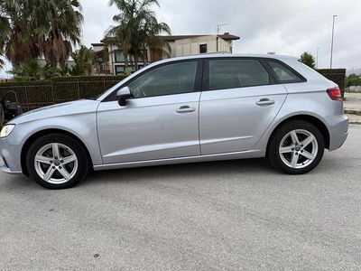 Usata Audi A3 150 CV (110 kW) 2020 Argento Berlina