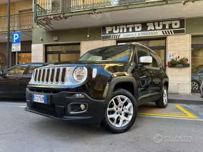 Usata Jeep Renegade 140 CV (102 kW) 2015 Nero SUV