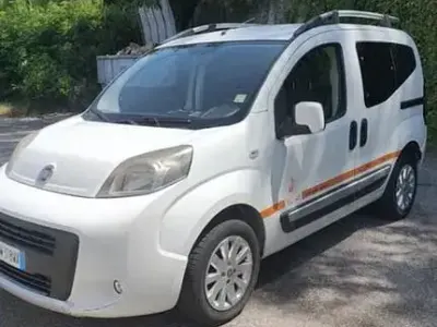 Usata Fiat Qubo Trekking 95 CV (69 kW) 2014 Bianco Monovolume