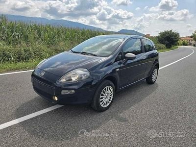 Usata Fiat Punto Evo 69 CV (50 kW) 2015 Blu Utilitaria