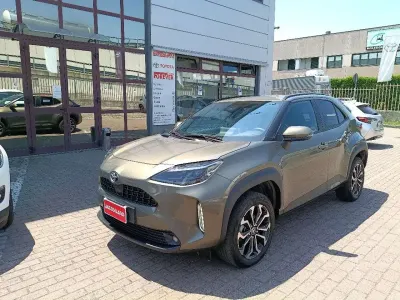 Usata Toyota Yaris Cross Trend 92 CV (67 kW) 2024 Bronzo SUV