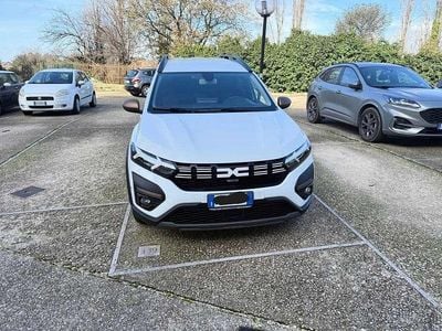 Usata Dacia Jogger Extreme 101 CV (74 kW) 2024 Bianco Monovolume