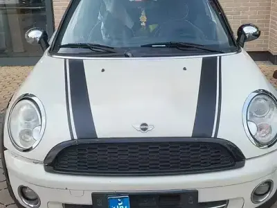 Usata Mini Cooper Cabriolet 120 CV (88 kW) 2009 Bianco Cabrio