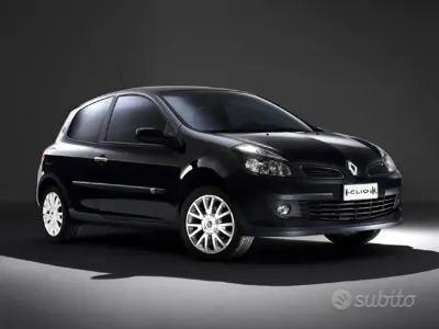 Usata Renault Clio II LE 84 CV (61 kW) 2006 Grigio Utilitaria