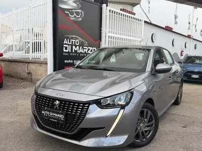 Usata Peugeot 208 Allure 101 CV (74 kW) 2021 Grigio Utilitaria