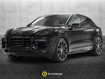 Usata Porsche Cayenne 475 CV (349 kW) 2023 Nero metallizzato SUV