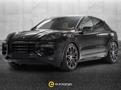 Usata Porsche Cayenne 650 CV (478 kW) 2023 Nero metallizzato SUV