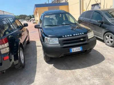 Usata Land Rover Freelander 109 CV (80 kW) 2003 Verde SUV