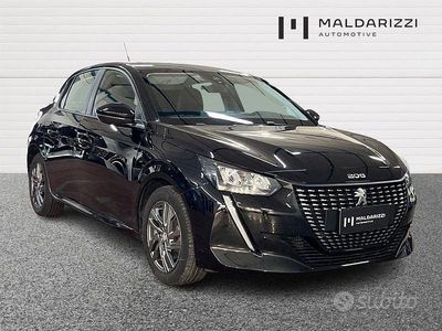 Usata Peugeot 208 Active 102 CV (75 kW) 2022 Nero Utilitaria