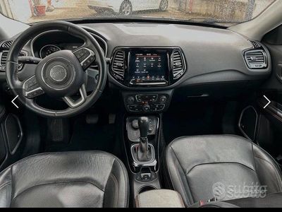 Usata Jeep Compass 170 CV (125 kW) 2017 Grigio SUV