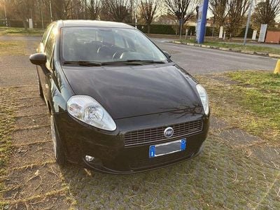 Usata Fiat Grande Punto Dynamic 75 CV (55 kW) 2007 Nero Utilitaria