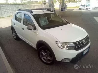 Usata Dacia Sandero Stepway 90 CV (66 kW) 2018 Berlina