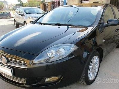 Usata Fiat Bravo Dynamic 105 CV (77 kW) 2012 Nero Utilitaria