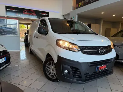 Usata Opel Vivaro Enjoy 120 CV (88 kW) 2020 Bianco Monovolume