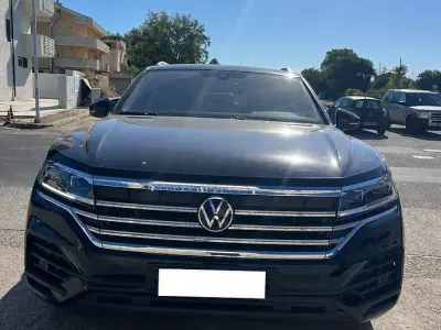 Usata VW Touareg 231 CV (169 kW) 2022 Bluazzurro SUV