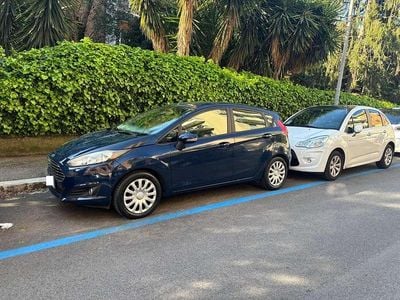 Usata Ford Fiesta 75 CV (55 kW) 2014 Blu/azzurro Utilitaria