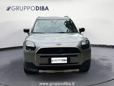Usata Mini Countryman Favoured 163 CV (119 kW) 2025 Argento SUV