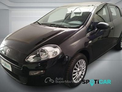 Usata Fiat Punto Lounge 77 CV (56 kW) 2016 Nero Utilitaria