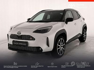 Usata Toyota Yaris Cross Sport 116 CV (85 kW) 2022 Grigio chiaro SUV