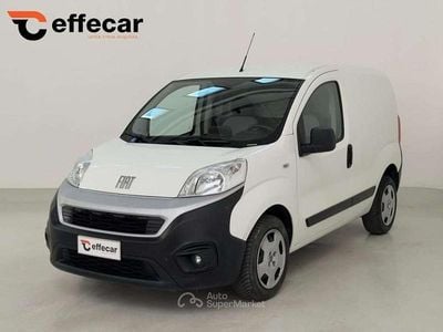 Begagnad Fiat Fiorino 95 HK (69 kW) 2022 Vit Minibuss
