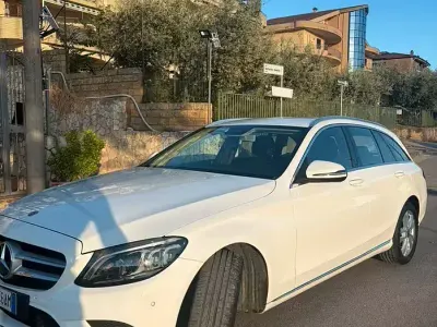 Usata Mercedes C220 194 CV (142 kW) 2018 Station wagon