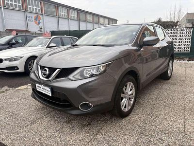 Grigio Usata 2016 Nissan Qashqai Acenta SUV | 10.500 € (Ottimo prezzo)