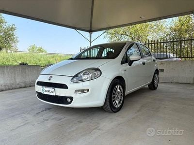 Usata Fiat Punto 69 CV (50 kW) 2015 Bianco Utilitaria
