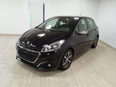 Usata Peugeot 208 Allure 82 CV (60 kW) 2017 Blu Utilitaria