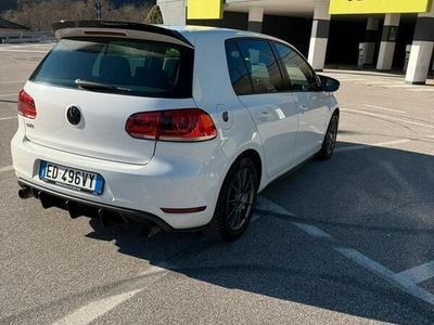 Usata VW Golf VI GTI 210 CV (154 kW) 2011 Bianco Utilitaria