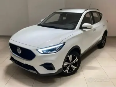 Usata MG ZS Comfort 106 CV (77 kW) 2023 Bianco SUV