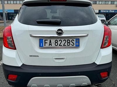 Usata Opel Mokka 140 CV (102 kW) 2015 Bianco SUV