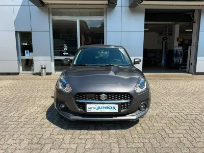 Usata Suzuki Swift 83 CV (61 kW) 2023 Grigio Utilitaria