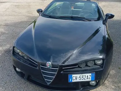 Usata Alfa Romeo Spider 185 CV (136 kW) 2007 Nero Cabrio