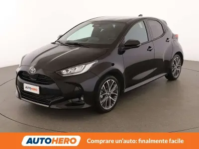 Usata Toyota Yaris Lounge 131 CV (96 kW) 2024 Nero Utilitaria