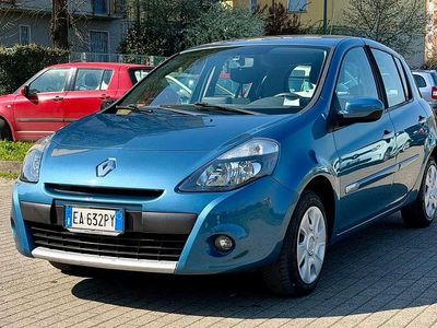 Usata Renault Clio II 75 CV (55 kW) 2010 Berlina